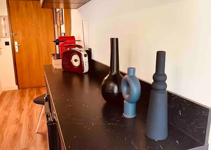 Bord Du Terrasse * 艾克斯莱班