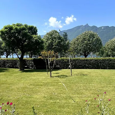 Bord Du Terrasse Apartman Aix-les-Bains